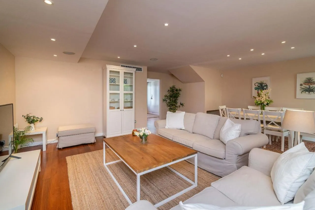 Дом отдыха Casa La Concha - Marbellamar Beach Townhouse Испания